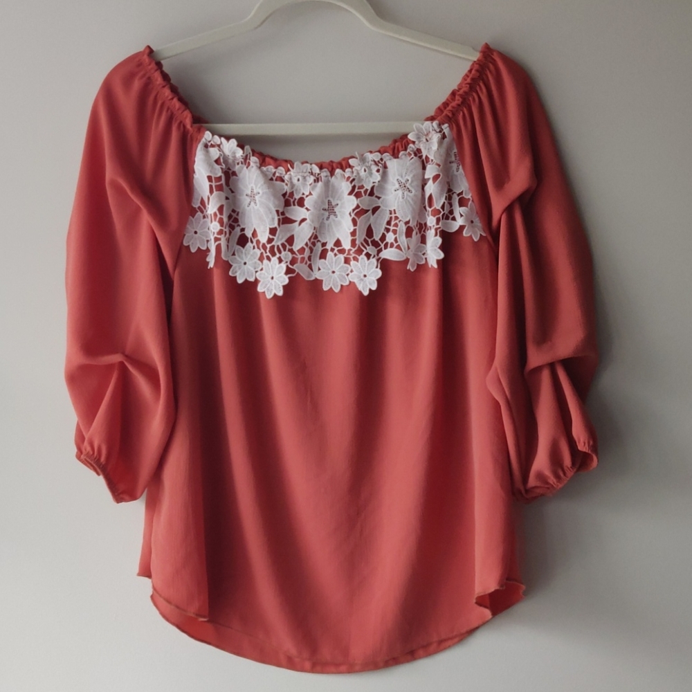 2/$15 - Papaya off the shoulder coral lace shirt